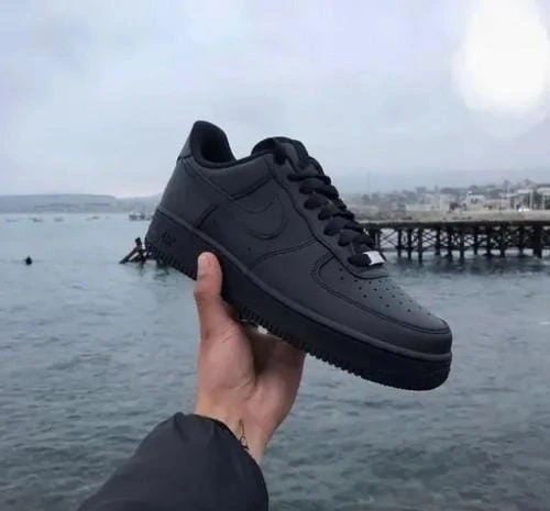 Nike Airforce 1 black